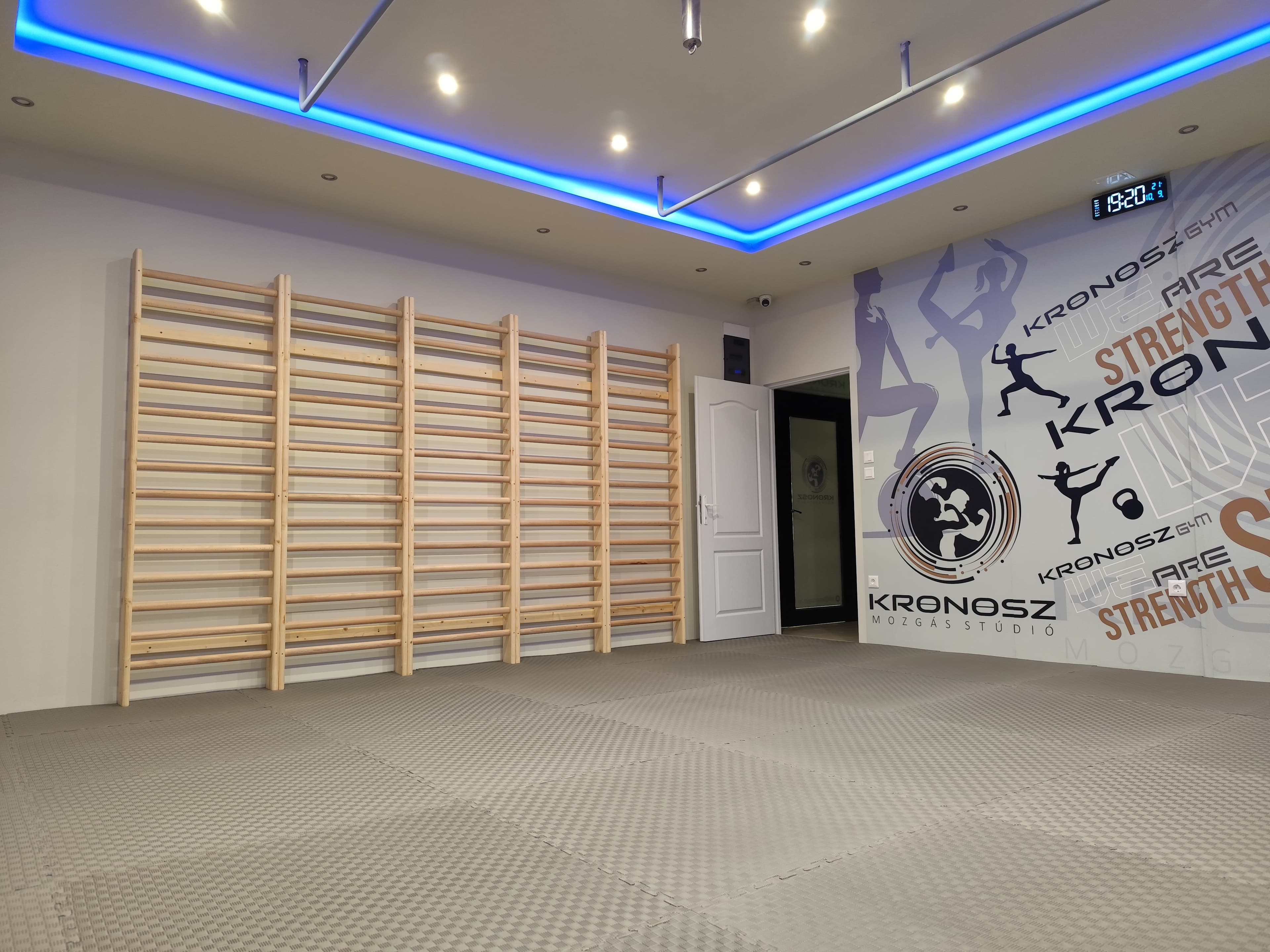 Kronosz Studio Gallery 2